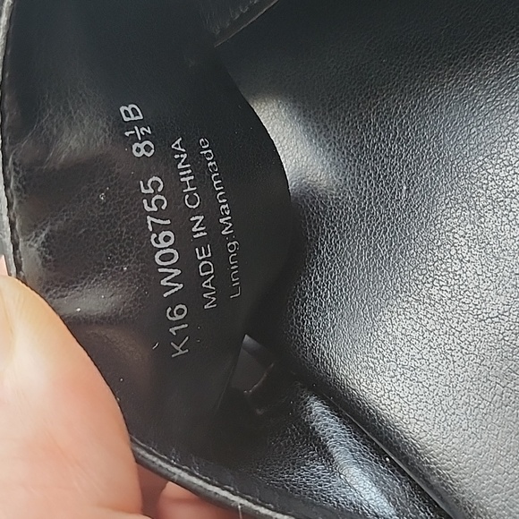 Cole Haan 8.5 - Picture 5 of 6